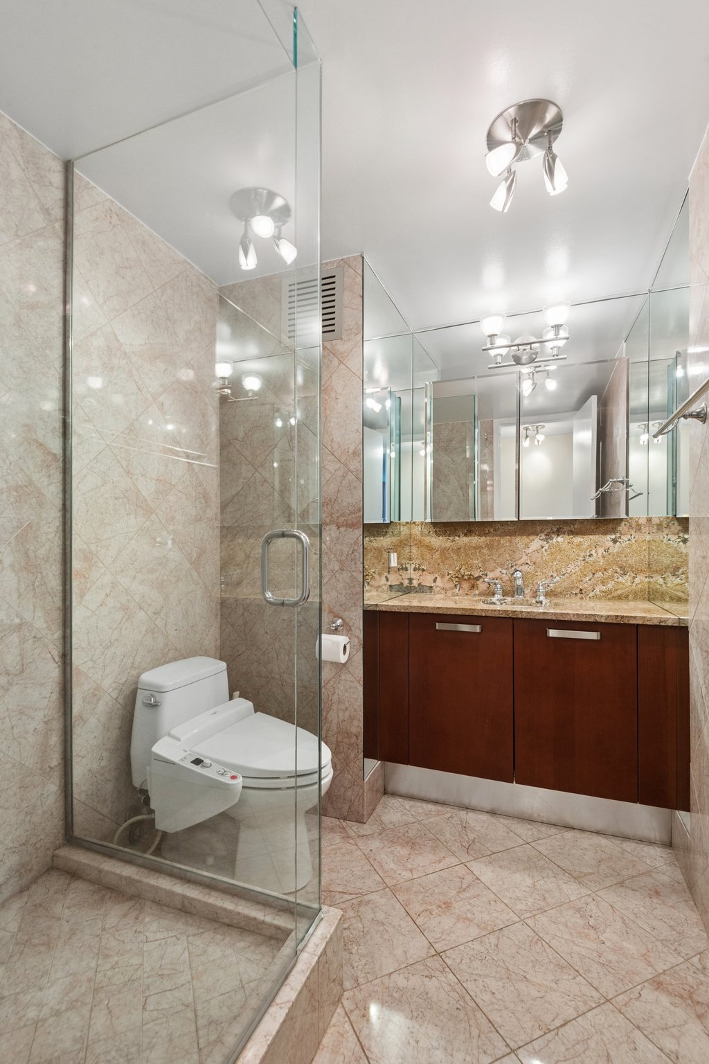 505 N Lake Shore Dr 4911_004.jpg