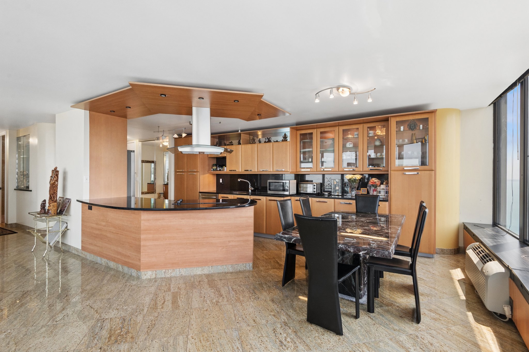 505 N Lake Shore Dr 4911_008.jpg