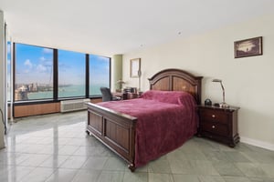 505 N Lake Shore Dr 4911_001.jpg