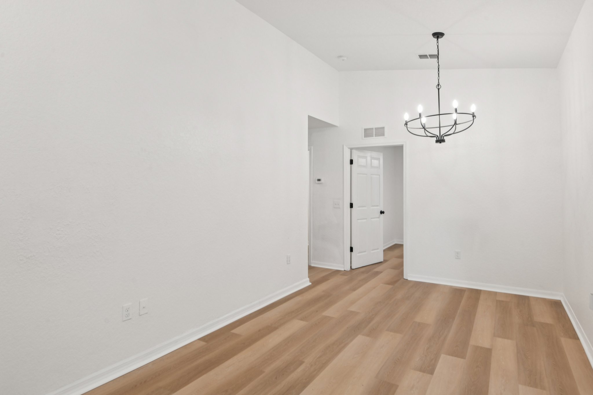 Petteway Dr-S0704-014.jpg