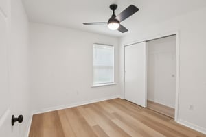 Petteway Dr-S0704-028.jpg