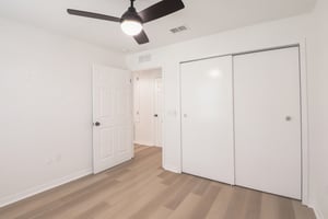 Petteway Dr-S0704-033.jpg