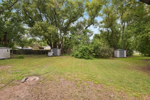 Petteway Dr-S0704-035.jpg