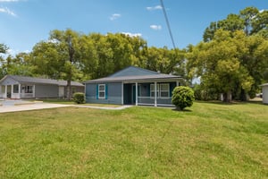 Petteway Dr-S1005-005.jpg