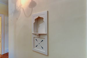 Old Phone Holder