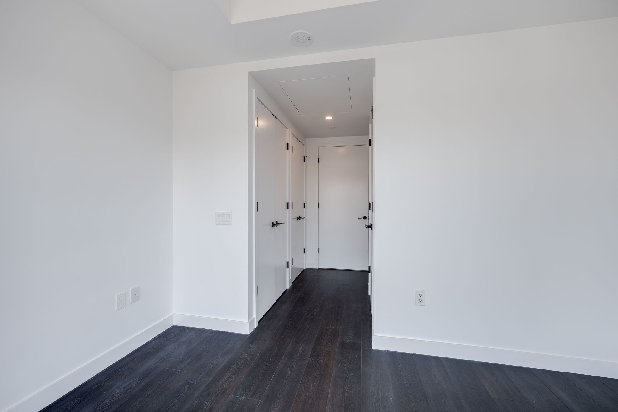 Toronto property showcase — delivered property photograph 25