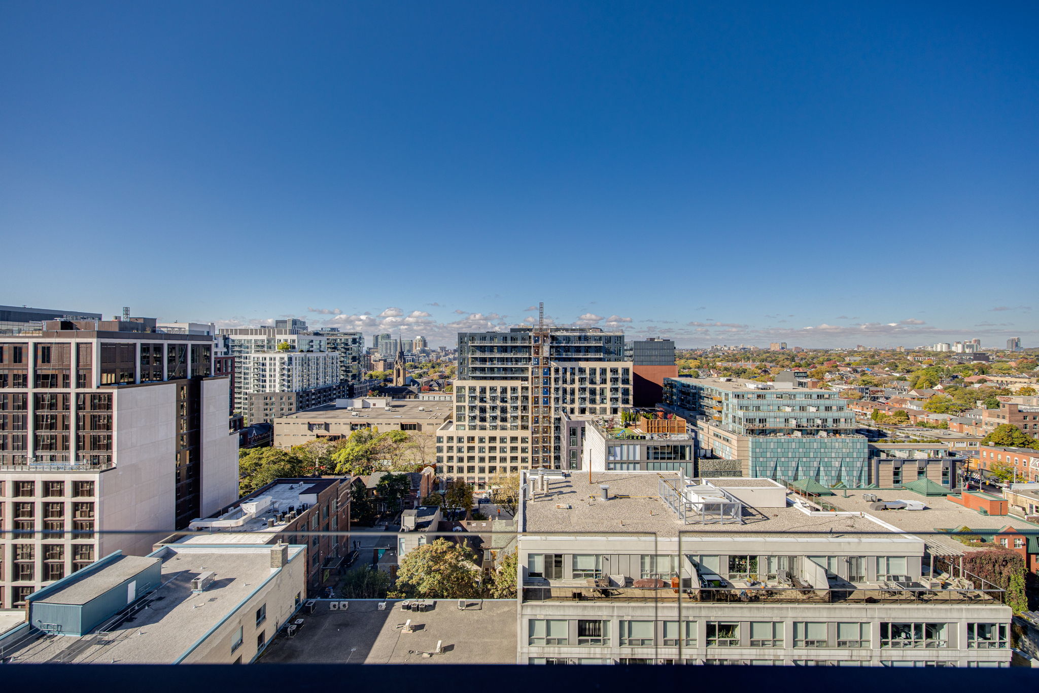 Toronto property showcase — delivered property photograph 38