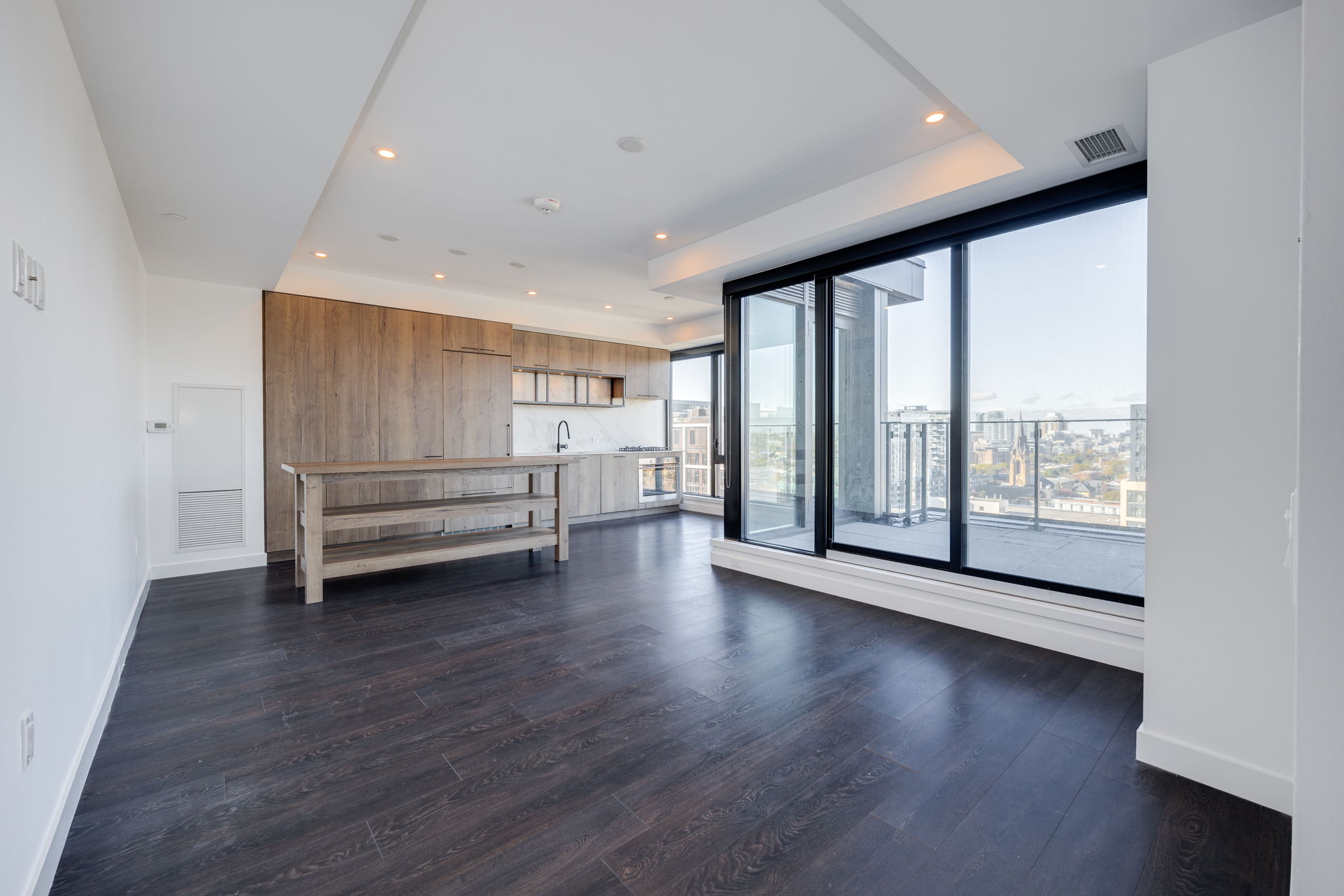 Toronto property showcase — delivered property photograph 5