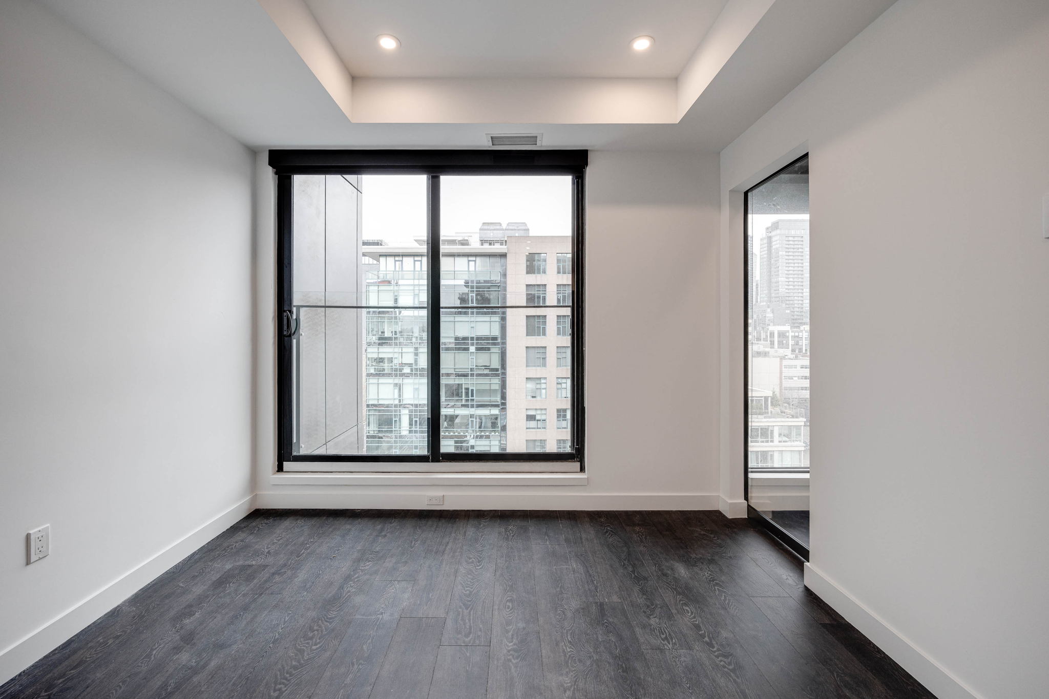 Toronto property showcase — delivered property photograph 13