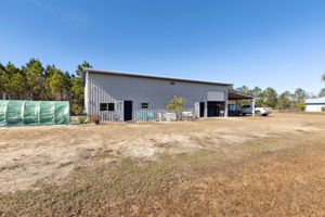 Detached Garage