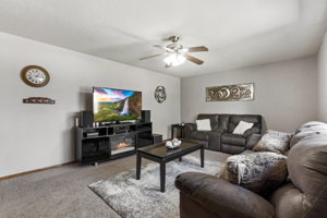 505 Sundisk Dr, Loveland, CO 80538, USA Photo 15