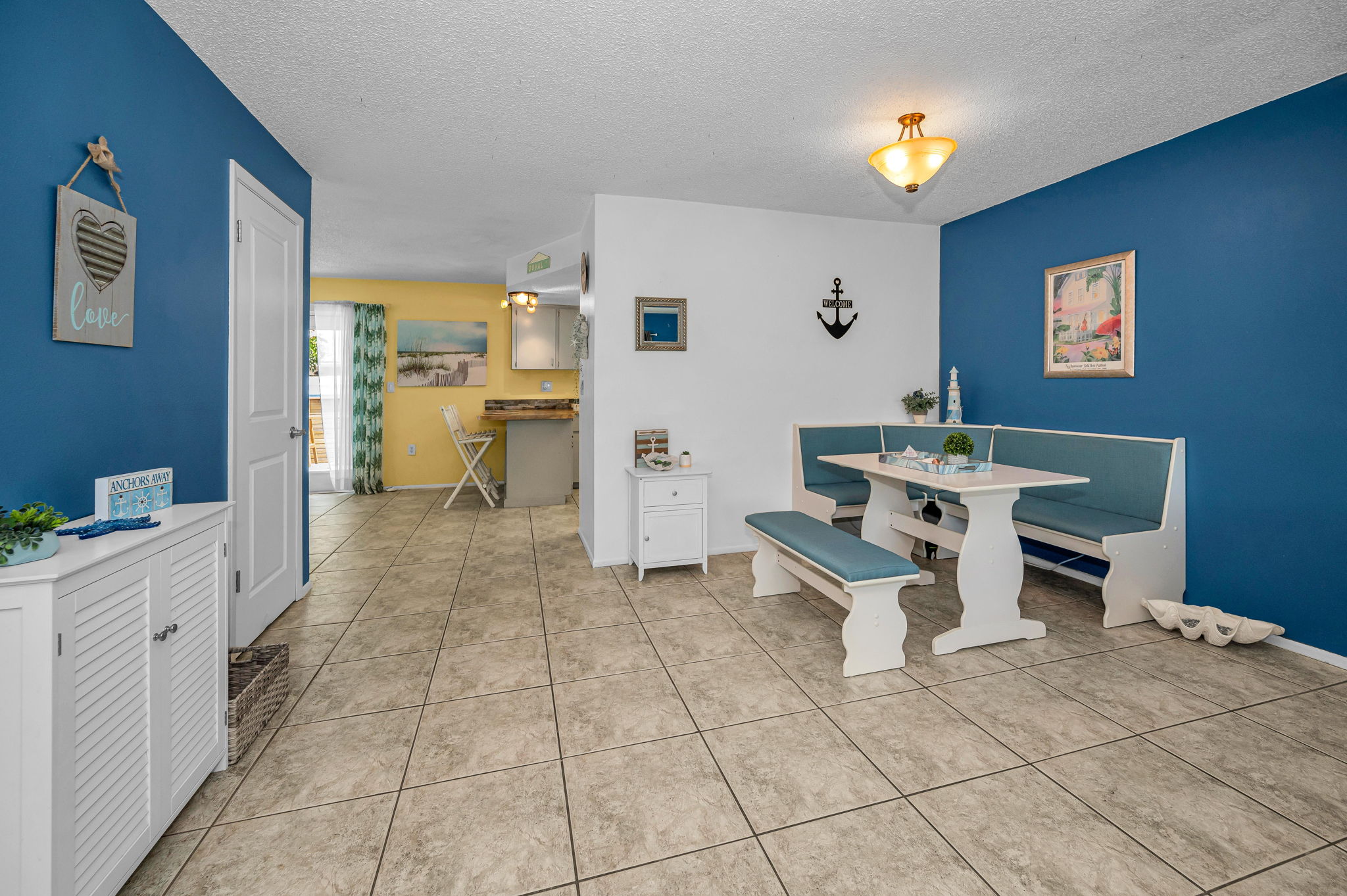Dining Room4