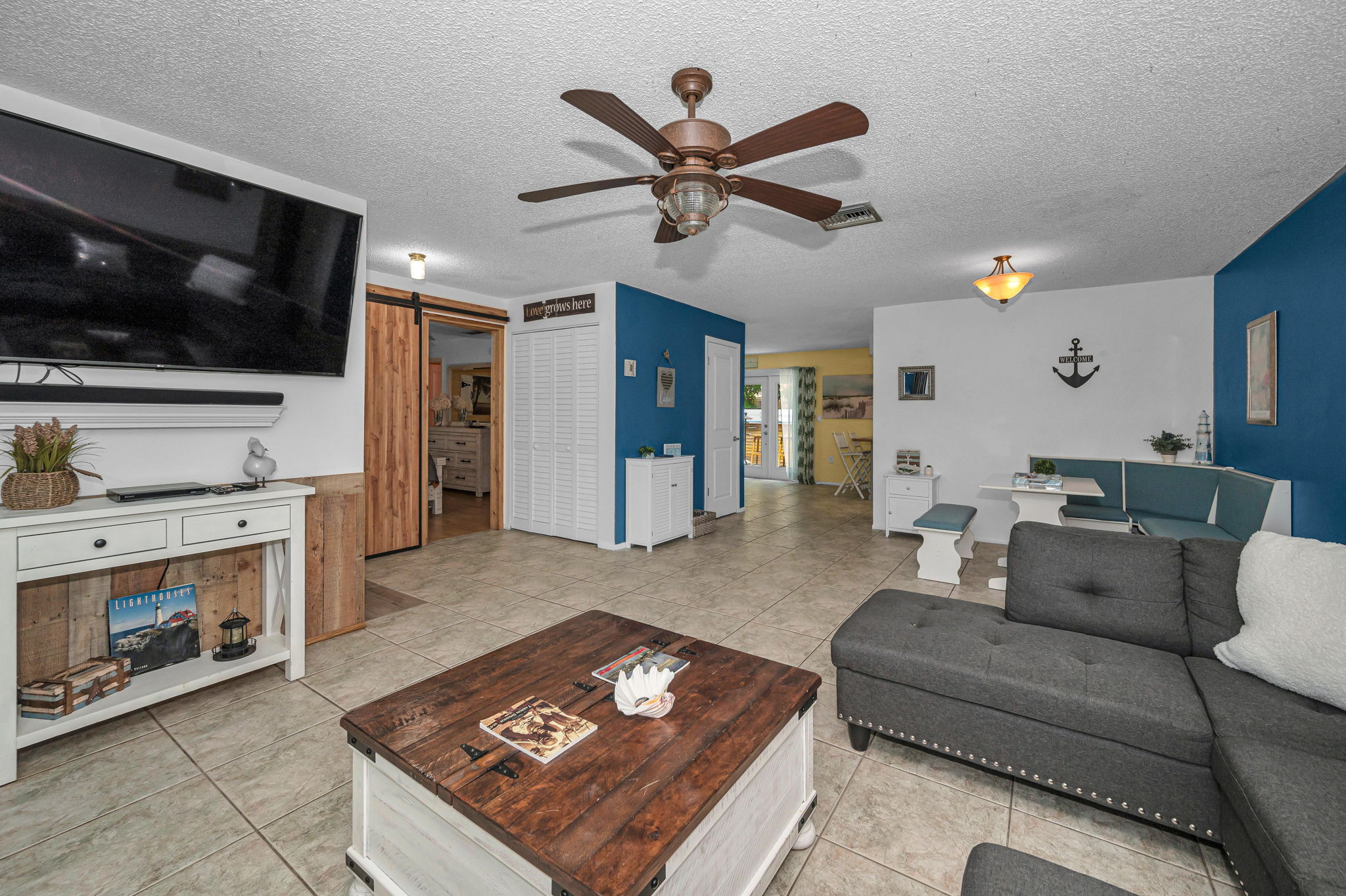 Living Room3
