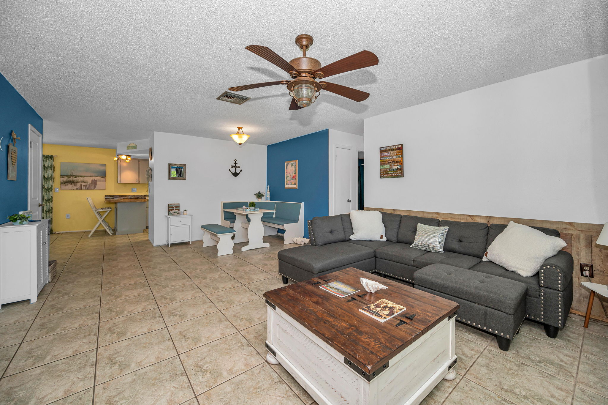 Living Room4