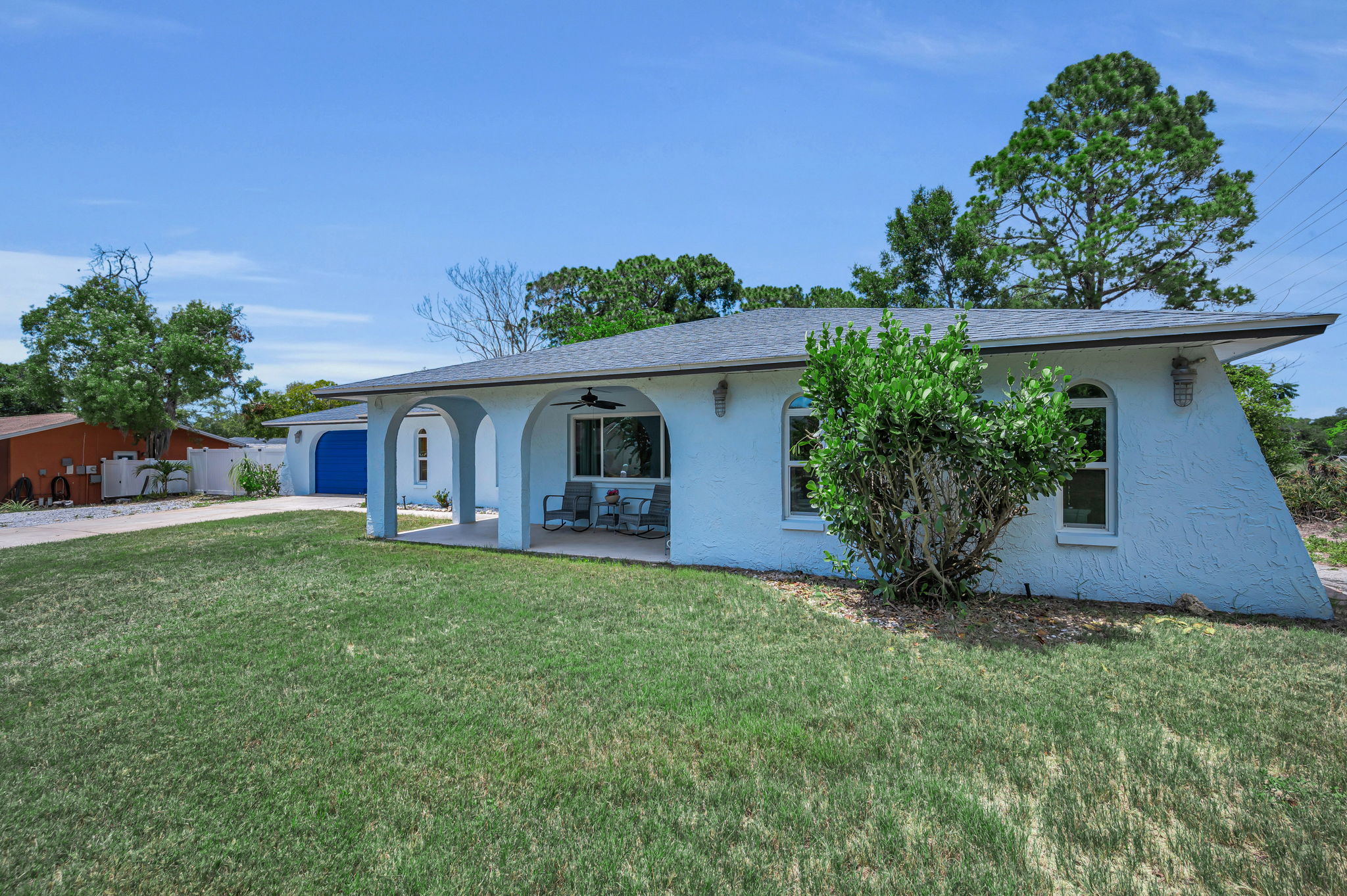 Front Exterior5