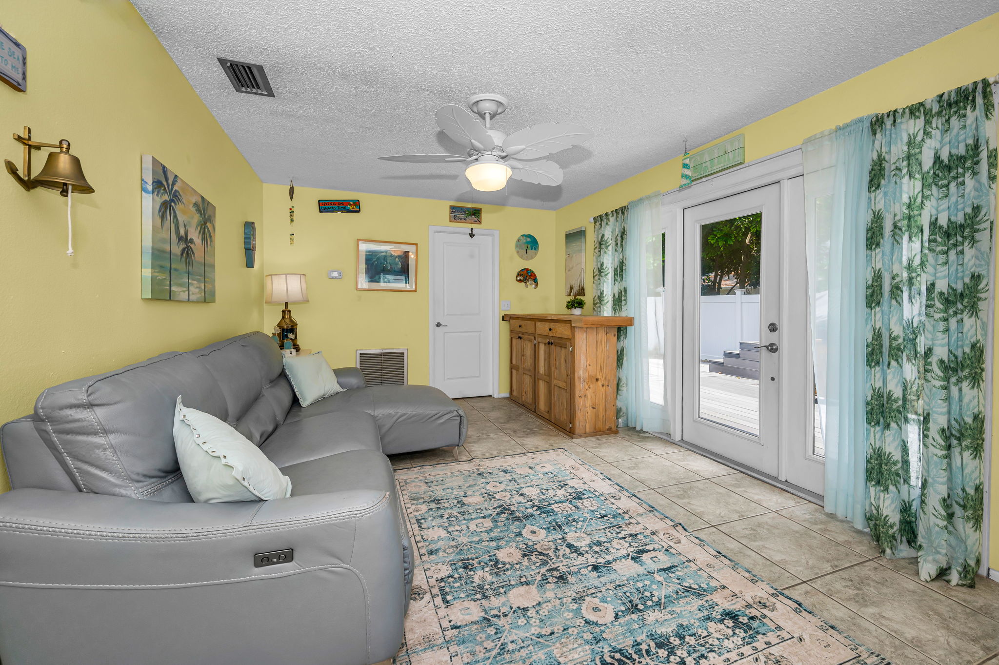 Family Room1