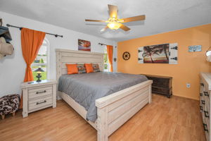 Primary Bedroom1a
