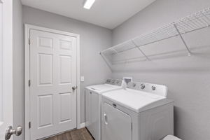  Photo 48