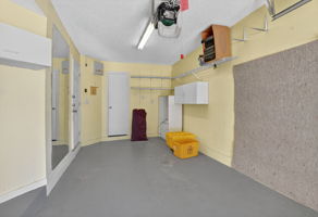  Photo 36