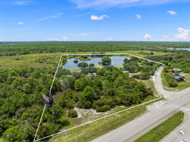 Perimeter of Property w US 1