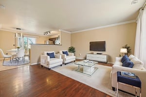 _DSC6136 virtually staged.jpeg