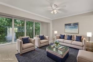 DSC04959 virtually staged.jpeg