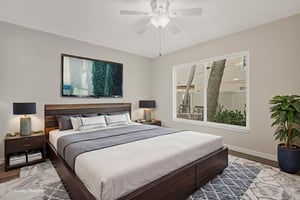 DSC04989 virtually staged.jpeg