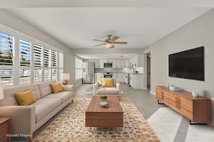 DSC05119 virtually staged.jpeg