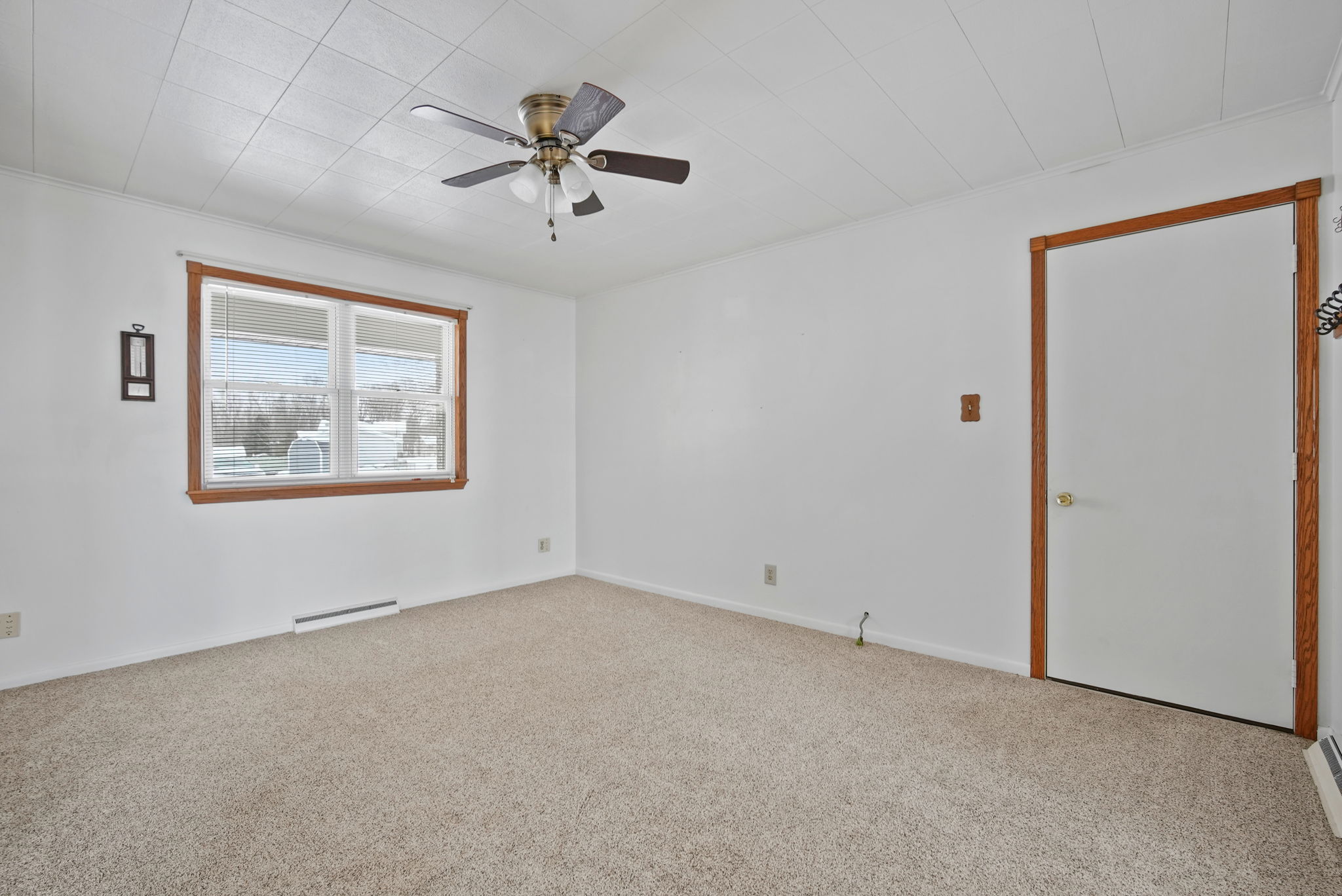 5055 Poznan Dr, Michigan Center, MI 49254 Sharper Home Media