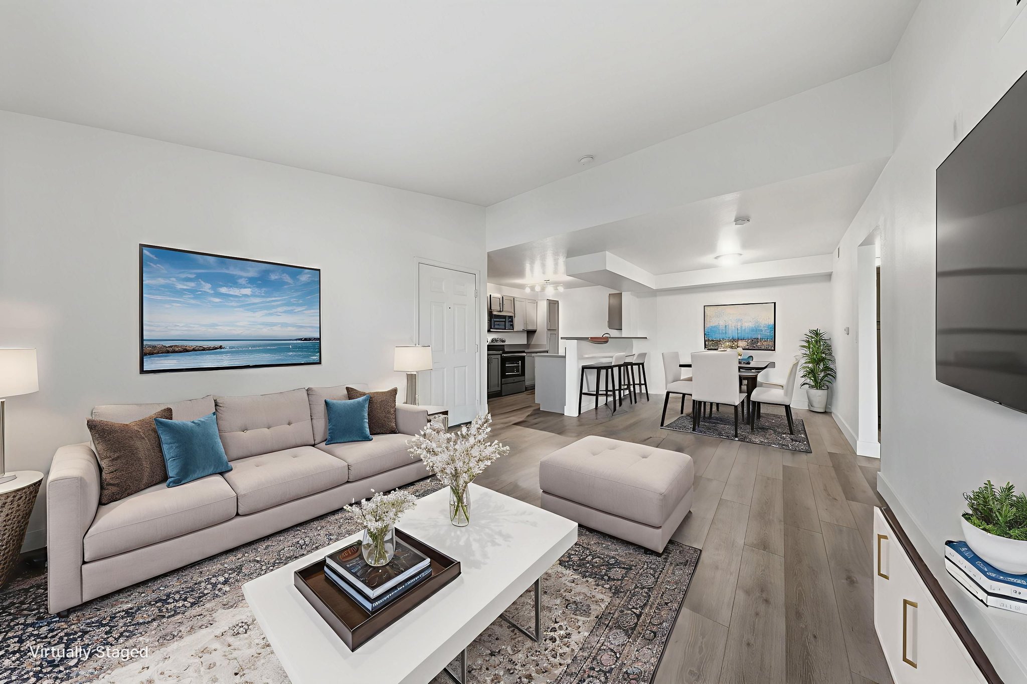 5055 W Hacienda Ave 2016-6 virtually staged.jpeg