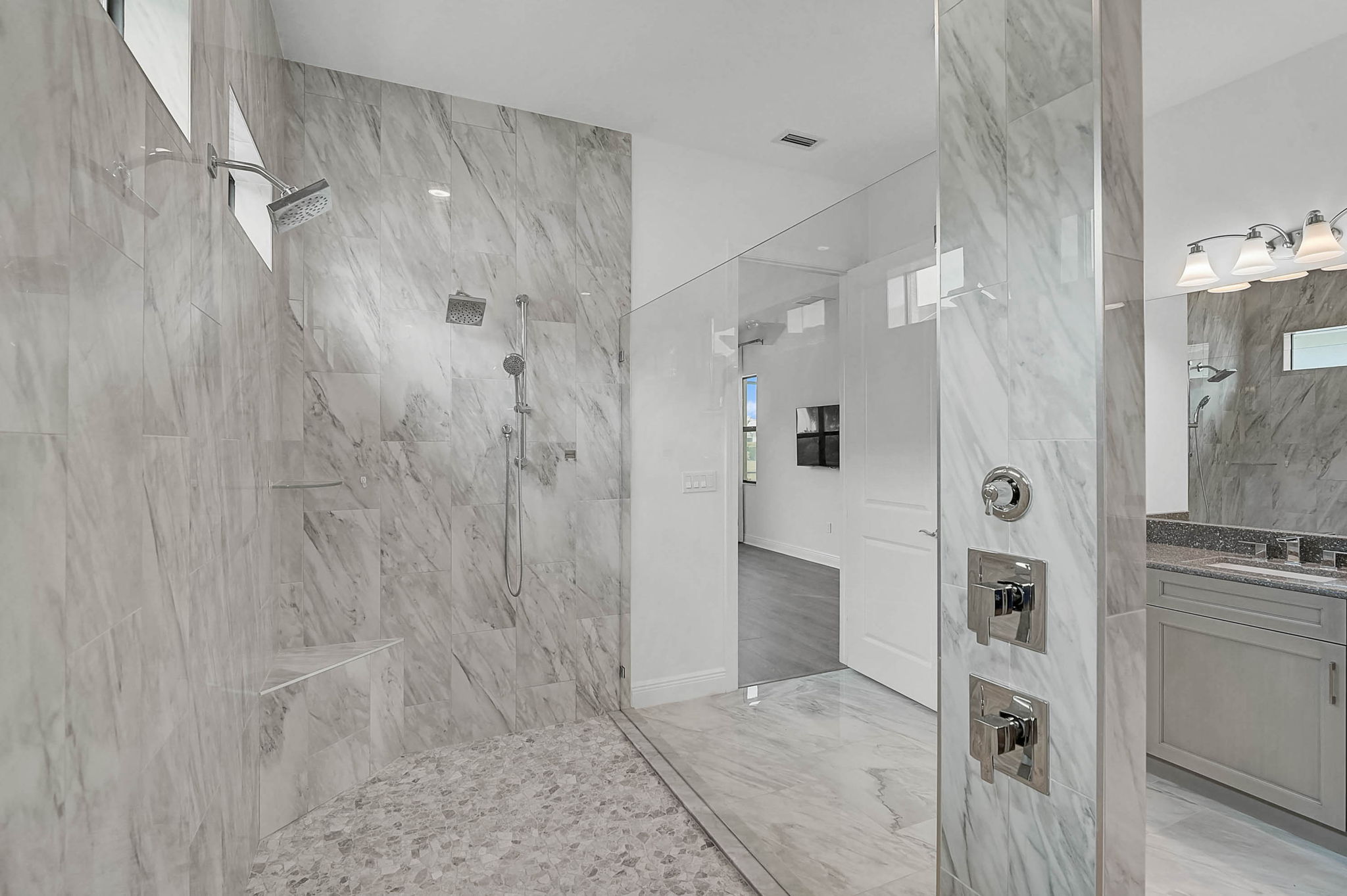 5058 Surfside Cir-25