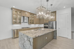 5058 Surfside Cir-9