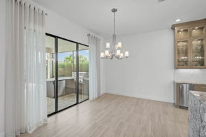 5058 Surfside Cir-10