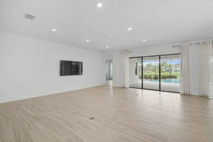 5058 Surfside Cir-14