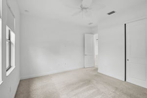 5058 Surfside Cir-34