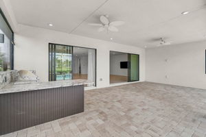 5058 Surfside Cir-40