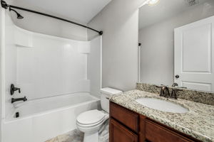  Photo 47