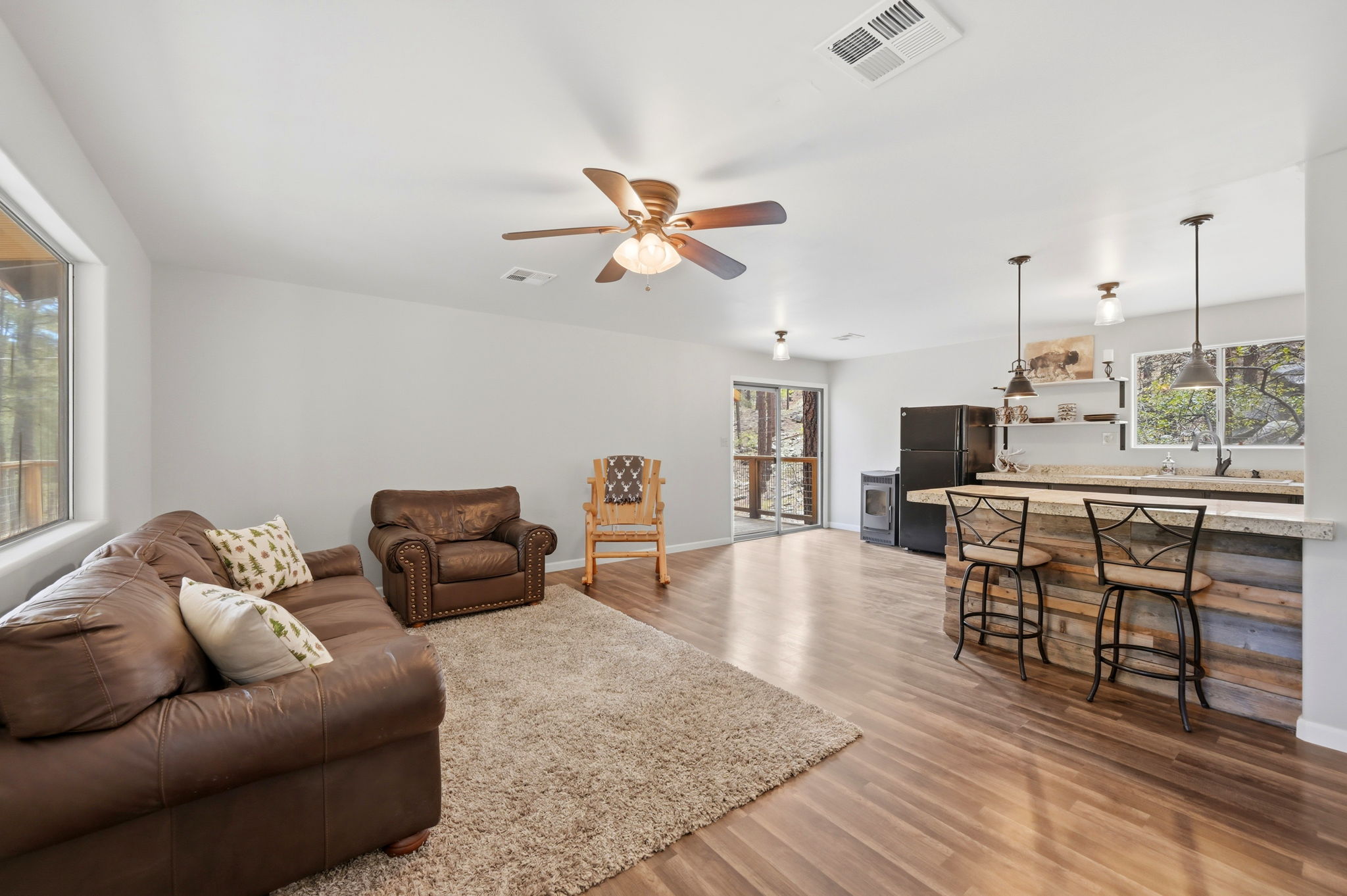 Living Room (4)