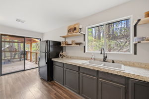 Kitchen (2)