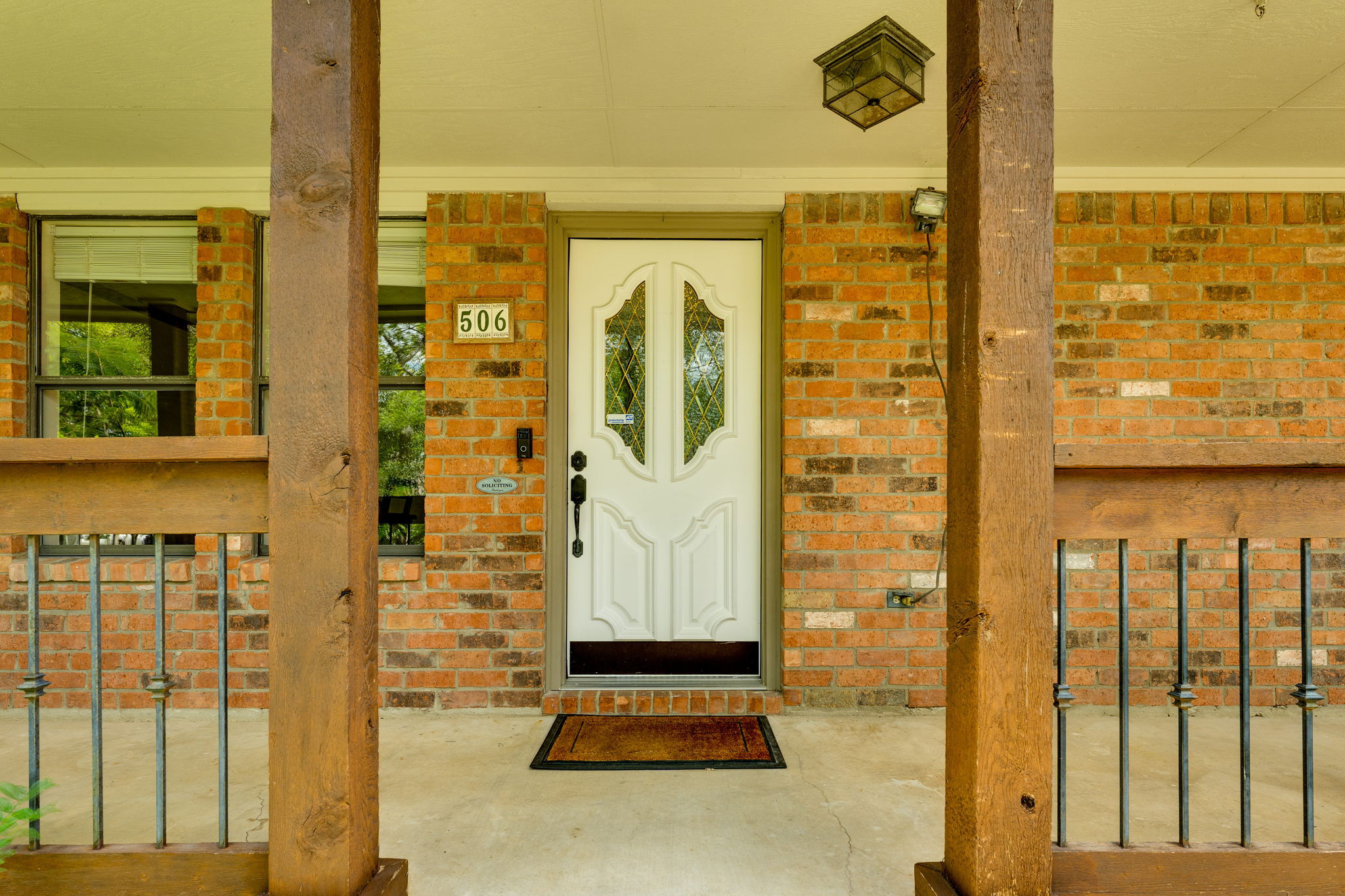  Photo 4