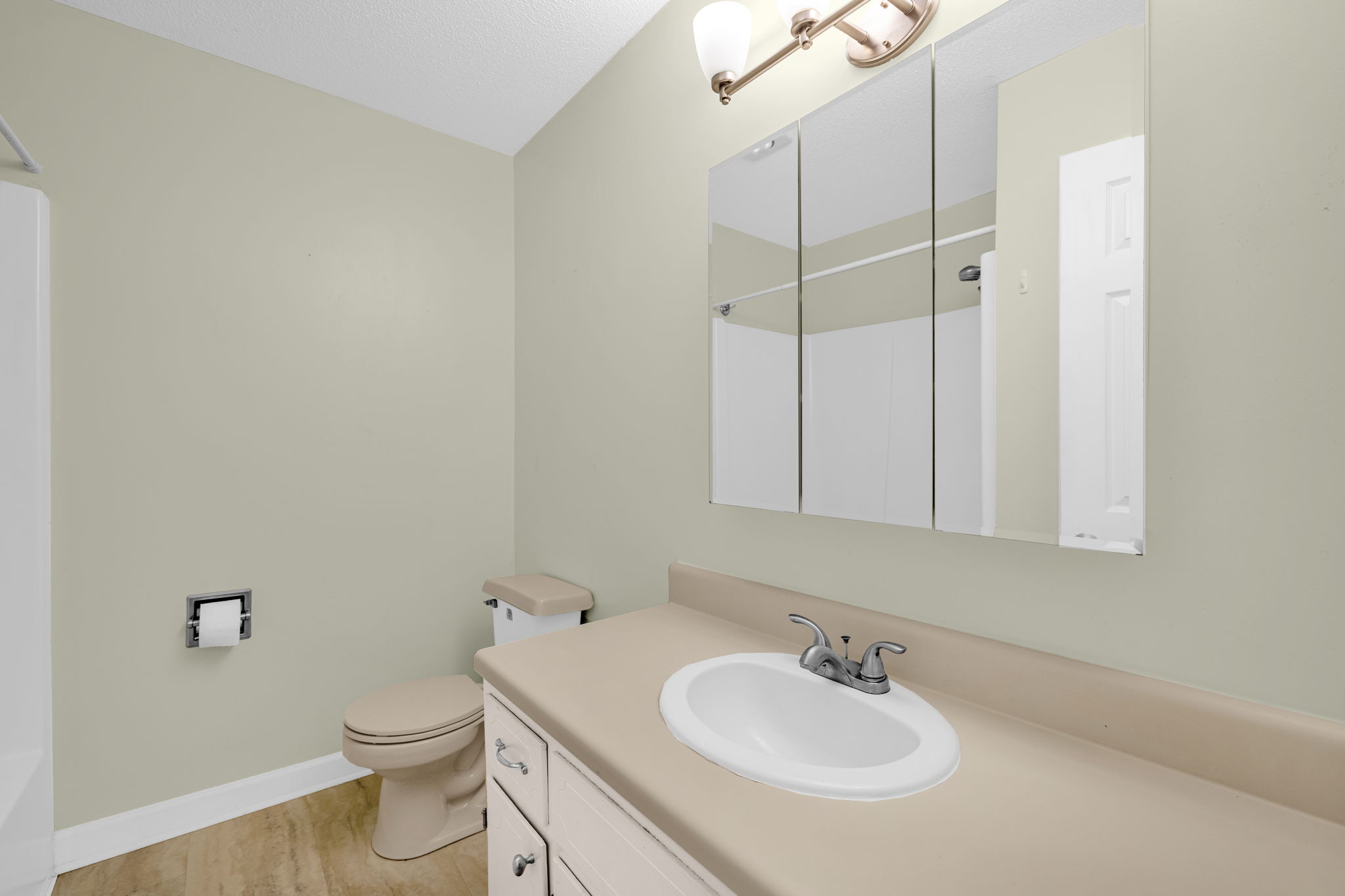 506 Carolyn Ct D3-21