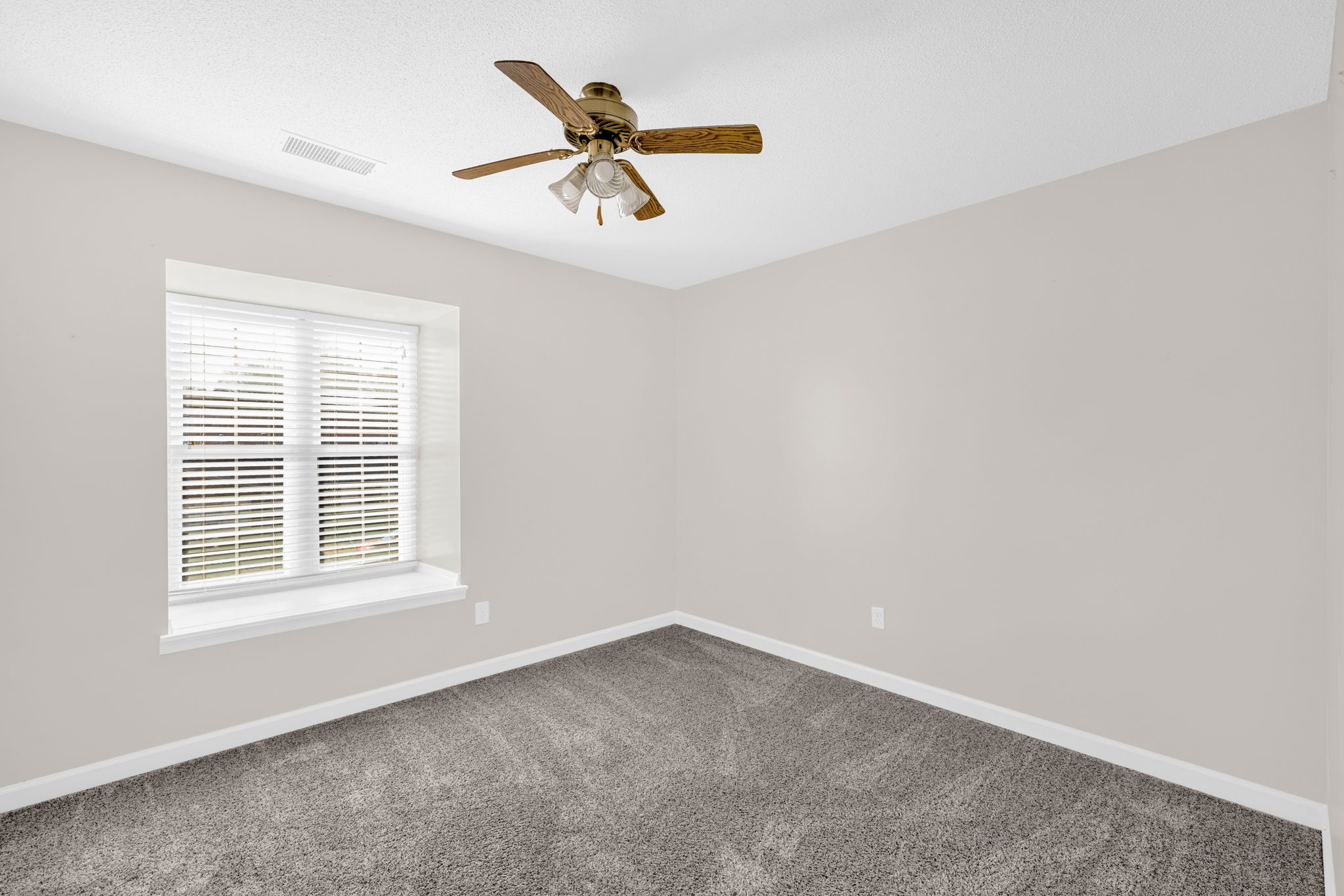 506 Carolyn Ct D3-22