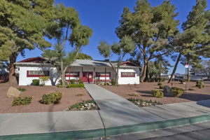 506 Greenbriar Townhouse Way, Las Vegas, NV 89121, USA Photo 27