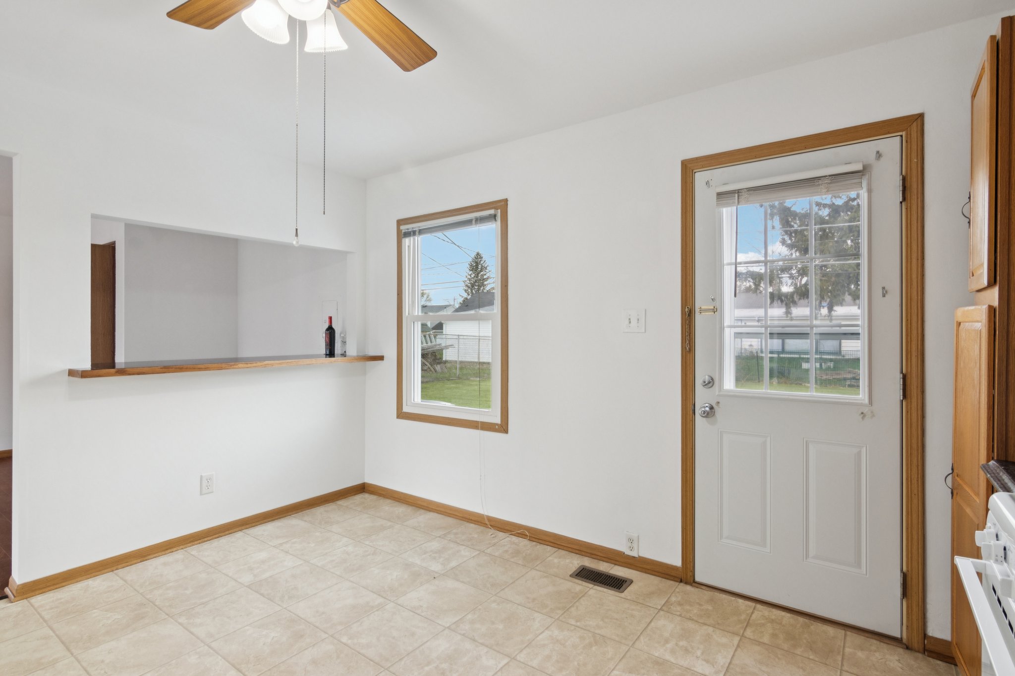 Kenyon Ave-S1004-010.jpg