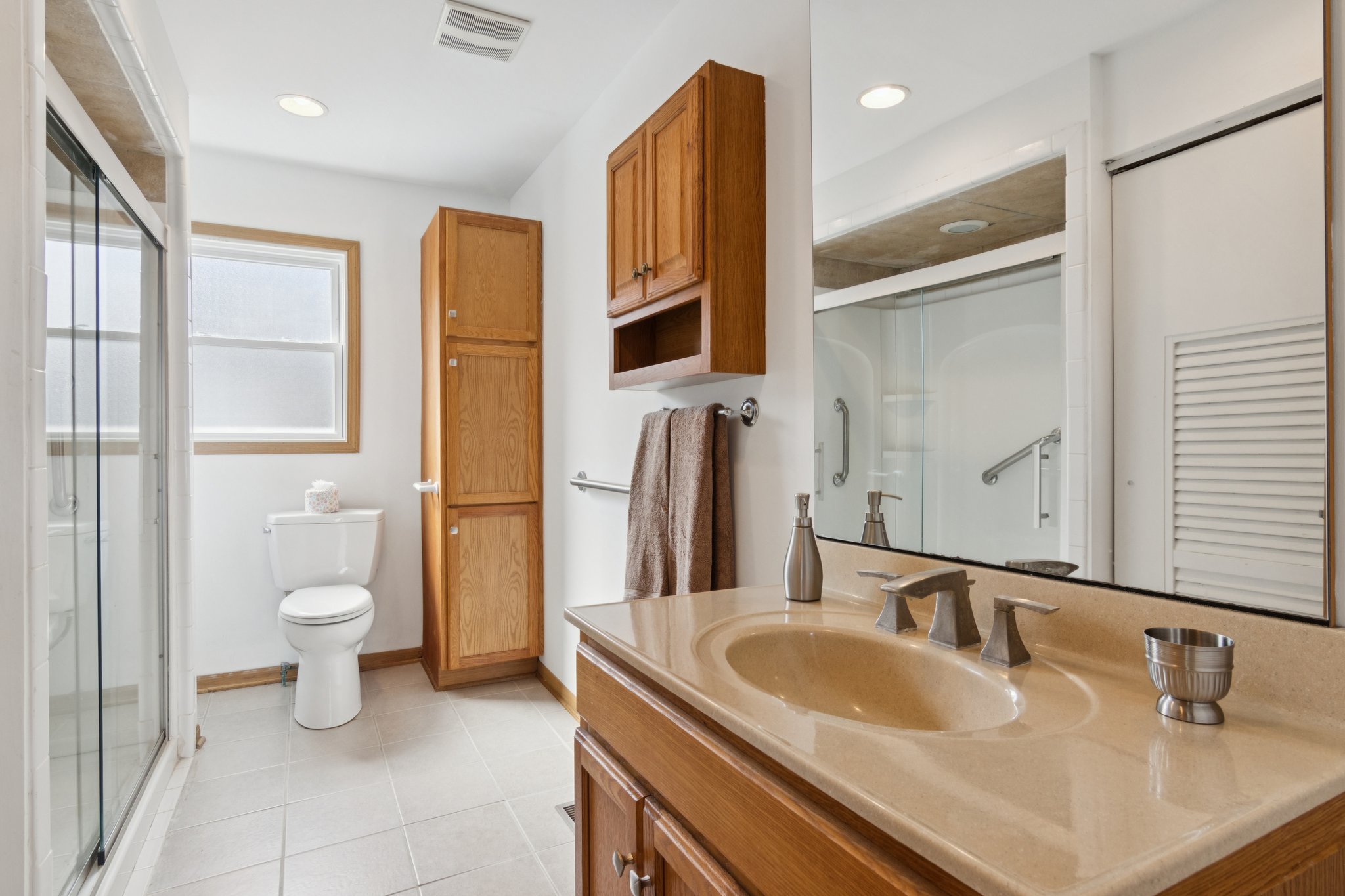 Kenyon Ave-S1004-023.jpg