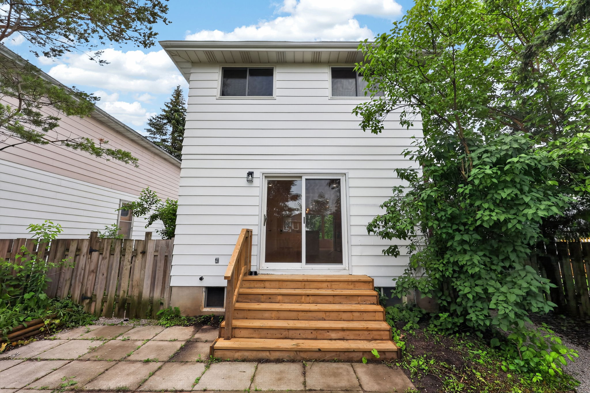  Photo 47