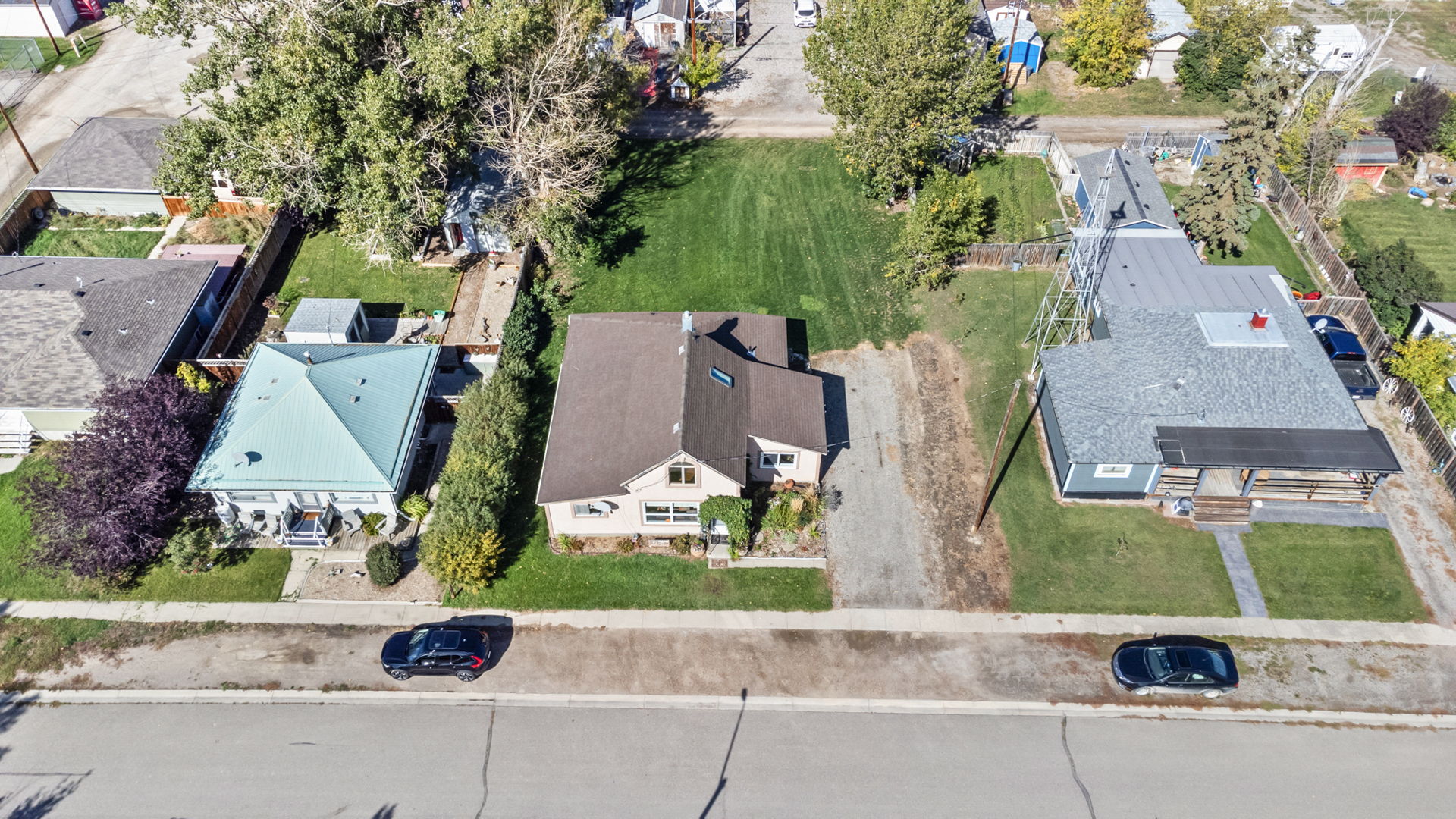 5060 49 Ave-QuikSell-40