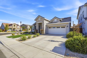 003_F8_5060 Grapevine Ln