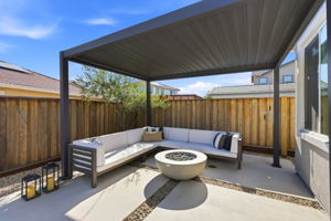 043_F8_5060 Grapevine Ln