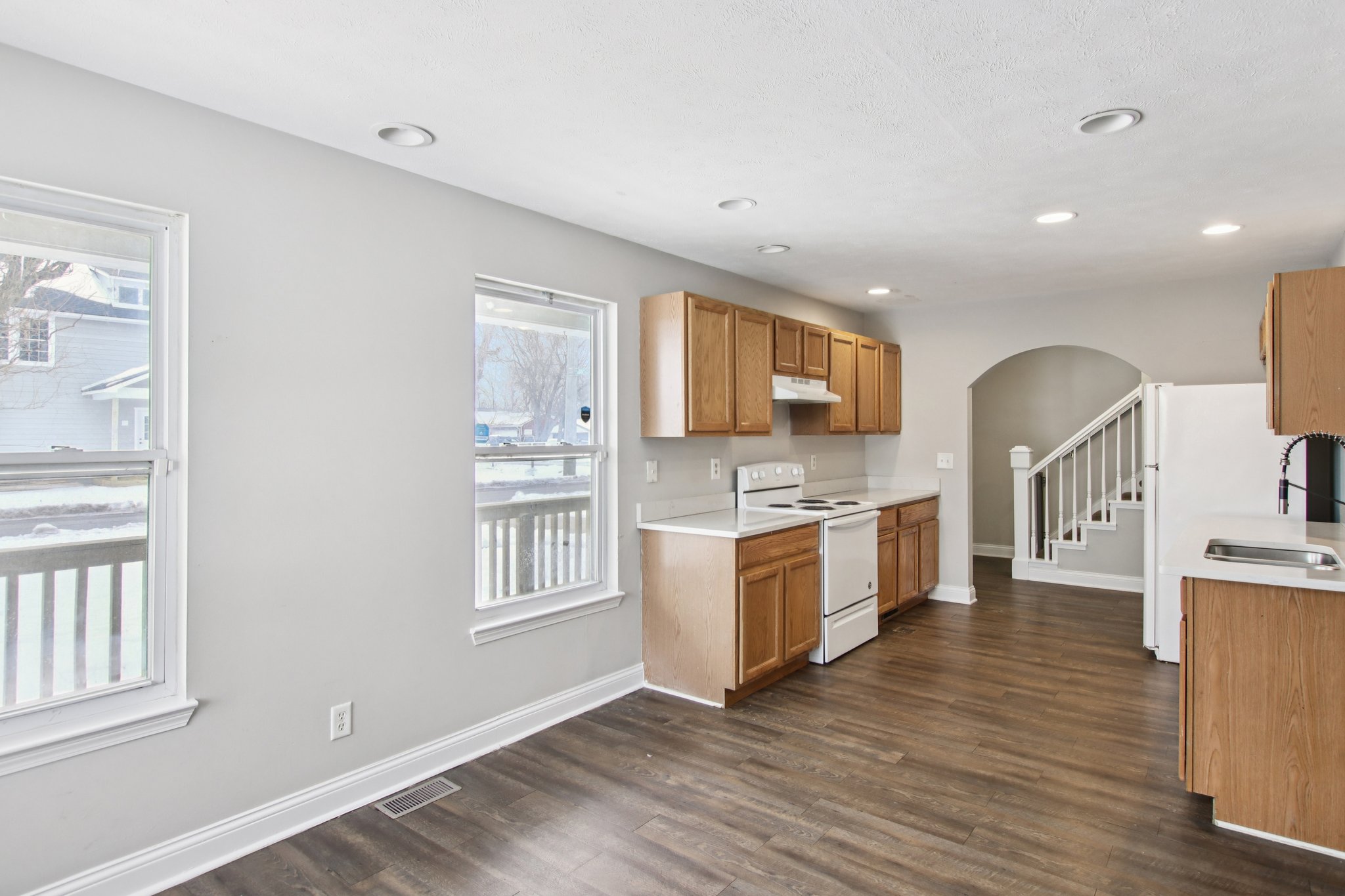 W Legrande Ave-S0902-014.jpg